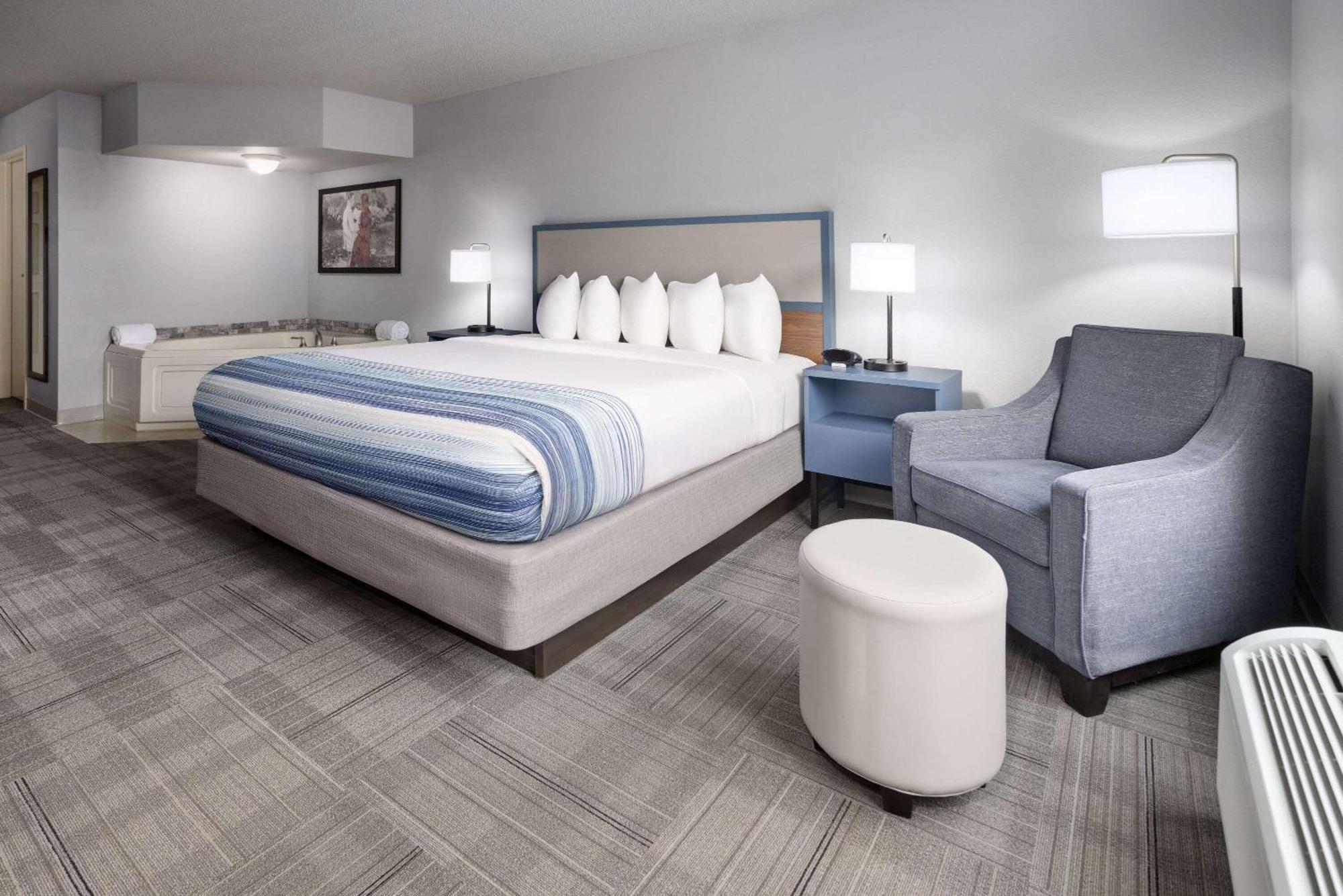 Americinn By Wyndham Iron Mountain Dış mekan fotoğraf