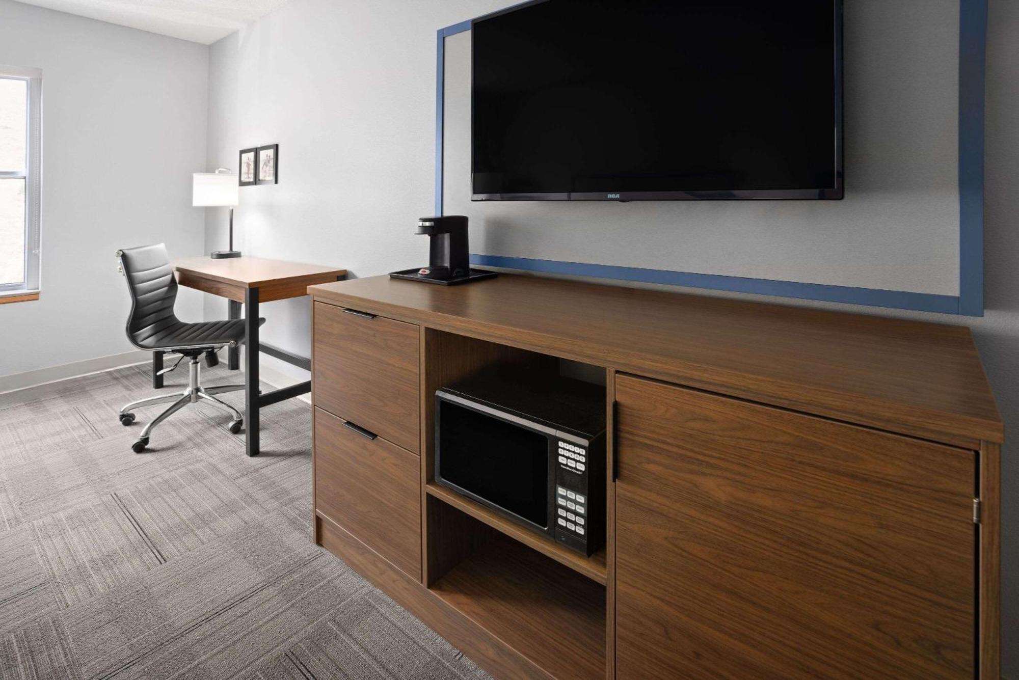 Americinn By Wyndham Iron Mountain Dış mekan fotoğraf